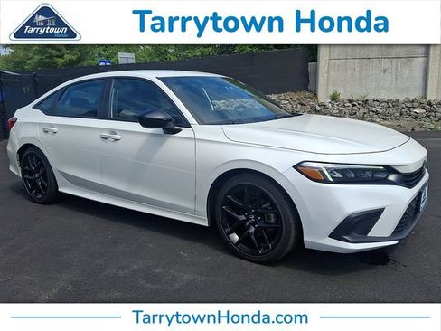 Used 2023 Honda Civic Sport image 1