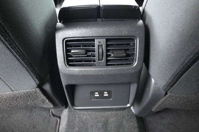 Used 2026 Nissan Rogue SV FWD image 25
