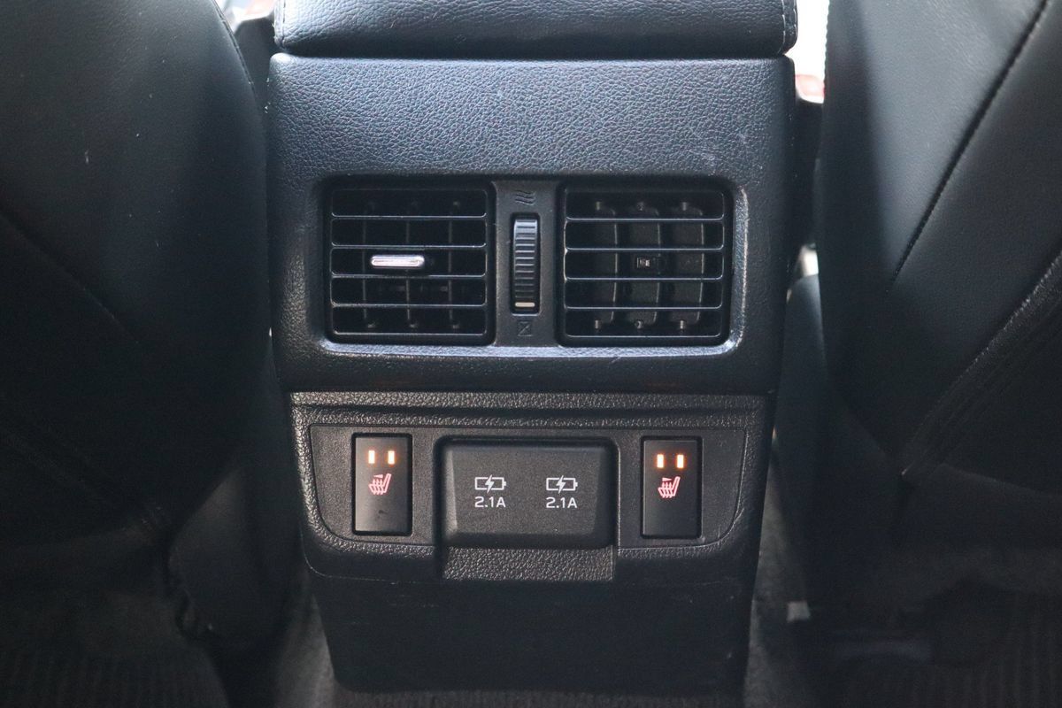 Used 2019 Subaru Outback 2.5i Limited AWD/4WD image 12