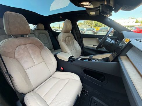 Used 2022 Polestar Polestar 2 w/ Plus Package AWD/4WD image 4