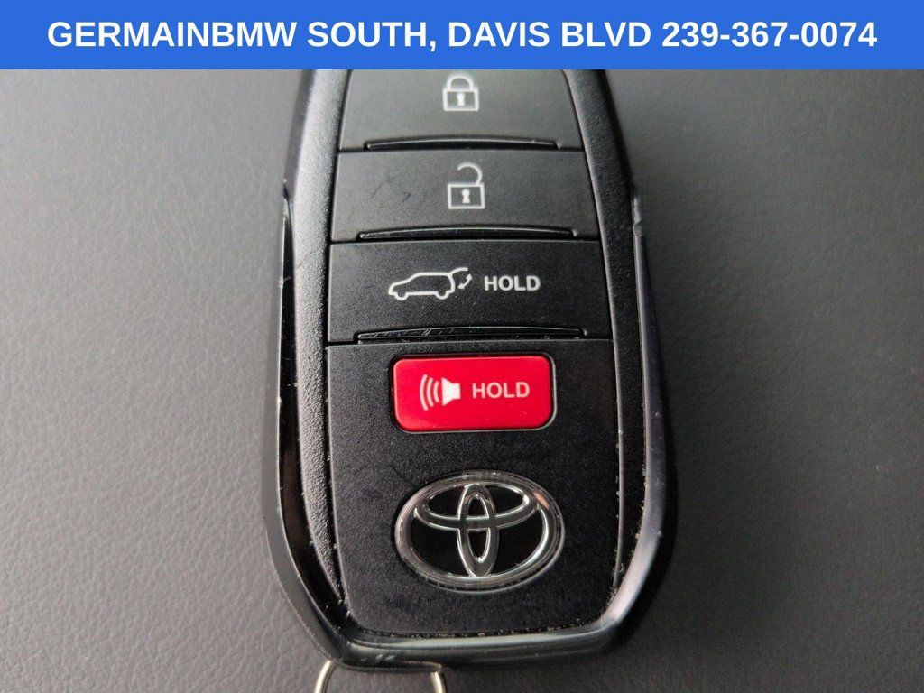 Used 2026 Toyota Crown Signia w/ Advanced Technology Package AWD/4WD image 33