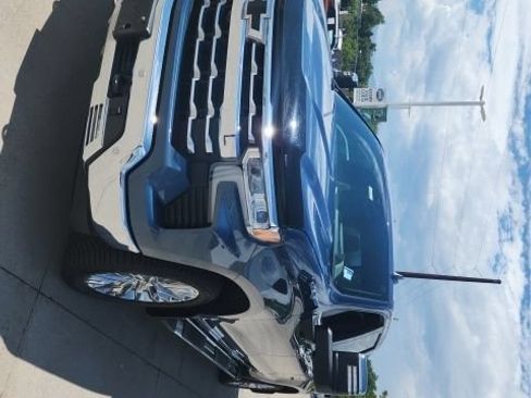 Used 2024 Chevrolet Silverado 1500 LTZ w/ LTZ Premium Package AWD/4WD image 3
