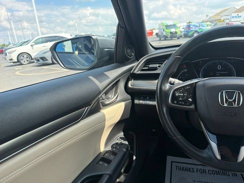 Used 2019 Honda Civic EX-L image 17