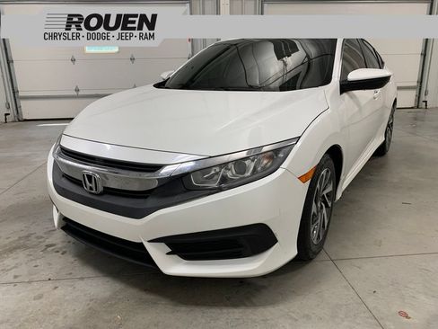 Used 2018 Honda Civic EX image 1