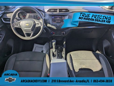 Used 2023 Chevrolet TrailBlazer LS FWD image 12