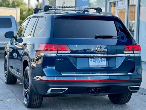 Used 2023 Volkswagen Atlas SE AWD/4WD image 3