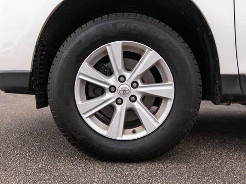 Used 2013 Toyota Highlander SE AWD/4WD image 13