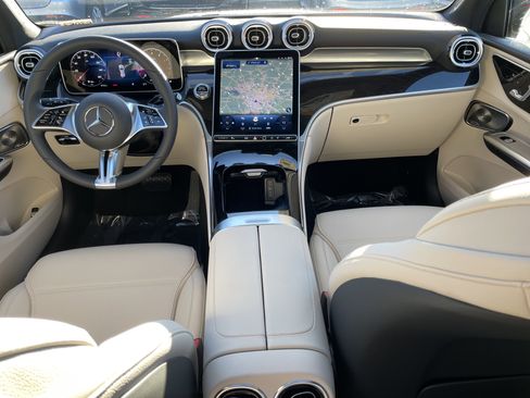 New 2026 Mercedes-Benz GLC 300 image 24