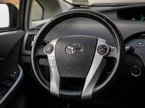 Used 2011 Toyota Prius Four w/ Solar Roof Pkg FWD image 25