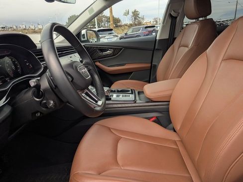 Used 2022 Audi Q8 Premium Plus w/ Premium Plus Package image 23