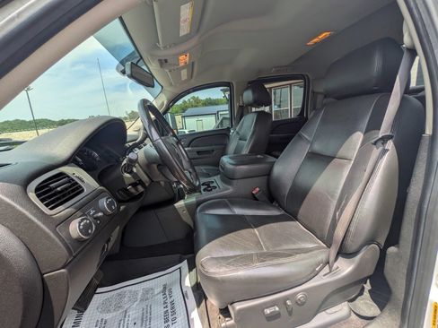 Used 2012 Chevrolet Silverado 3500 LTZ w/ LTZ Plus Package AWD/4WD image 29