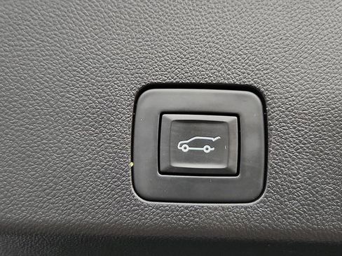 Certified 2024 Buick Encore GX Avenir w/ Avenir Technology Package image 30