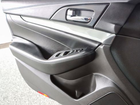 Used 2017 Nissan Maxima SR w/ Midnight Edition image 22