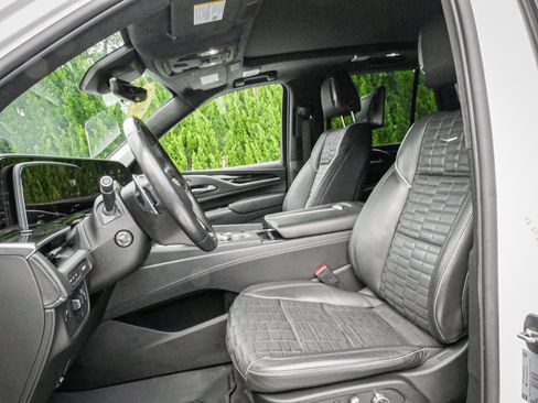 Used 2023 Cadillac Escalade V w/ LPO, ONYX Package AWD/4WD image 16