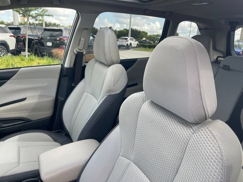 Used 2019 Subaru Forester Premium AWD/4WD image 17