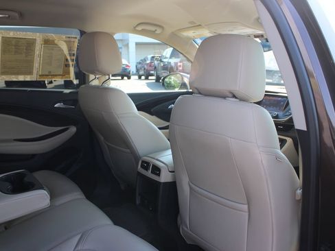Used 2020 Buick Envision Preferred FWD image 32