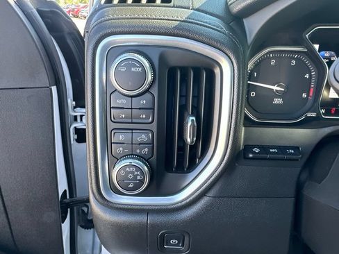 Certified 2023 GMC Sierra 2500 Denali w/ Denali Ultimate Package AWD/4WD image 12