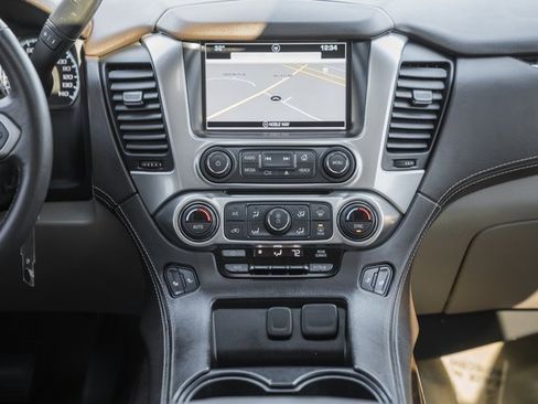 Used 2017 Chevrolet Tahoe LT image 21