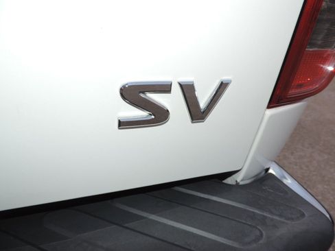 Used 2021 Nissan Frontier SV image 20