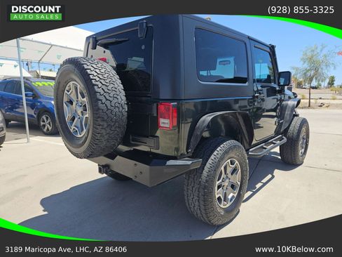 Used 2010 Jeep Wrangler Rubicon w/ PWR Convenience Group AWD/4WD image 7