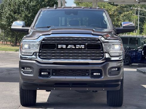 Used 2022 RAM 3500 Limited AWD/4WD image 6