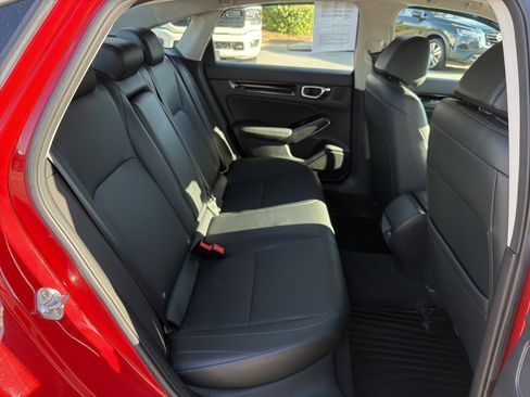 Used 2022 Honda Civic Touring image 28