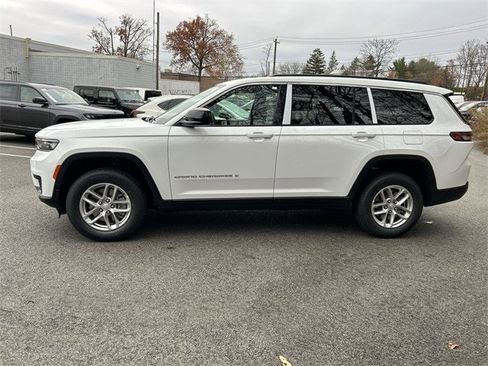 New 2025 Jeep Grand Cherokee L Laredo w/ Luxury Tech Group I image 5