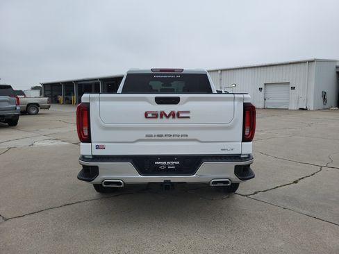 New 2026 GMC Sierra 1500 SLT w/ SLT Premium Package image 6