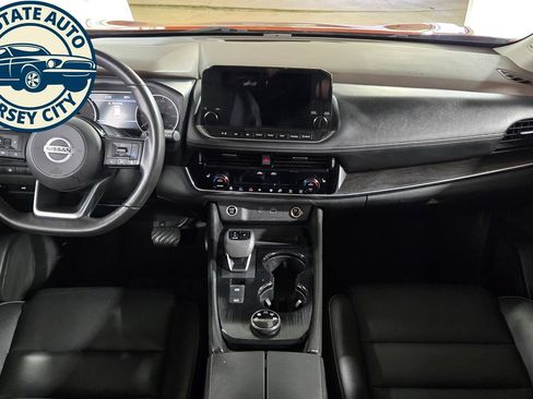 Used 2021 Nissan Rogue SL w/ Premium Package AWD/4WD image 28