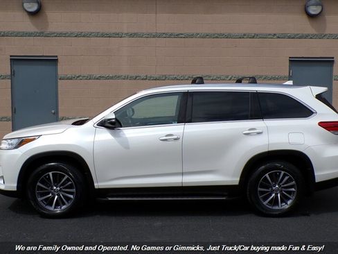 Used 2019 Toyota Highlander XLE image 5