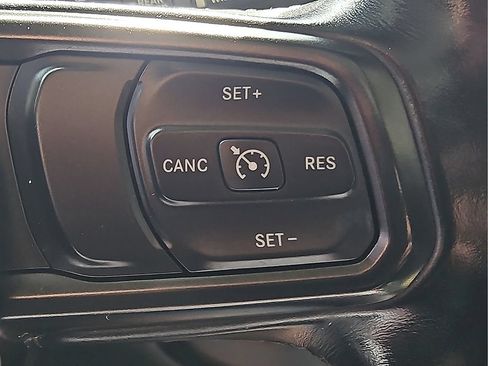Used 2020 Jeep Wrangler Unlimited Sport S AWD/4WD image 23