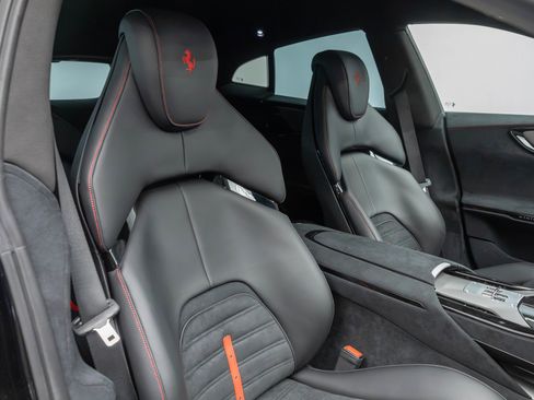 Certified 2026 Ferrari Purosangue AWD/4WD image 20