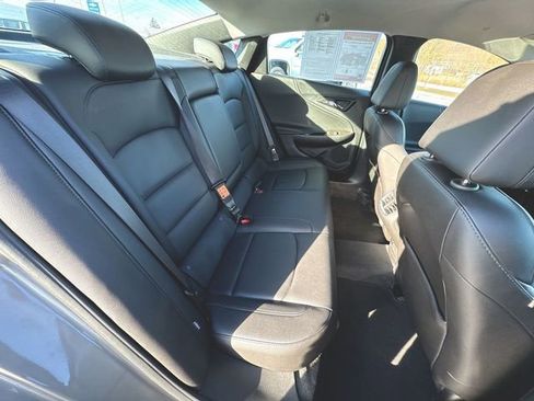 Used 2024 Chevrolet Malibu LT image 27