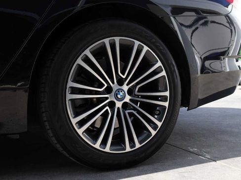 Used 2019 BMW 530e w/ Convenience Package RWD image 58