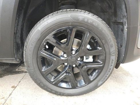 Used 2022 Jeep Renegade Altitude image 23