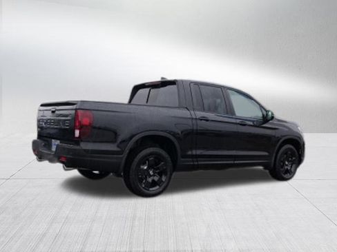 New 2026 Honda Ridgeline Black Edition image 3