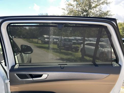 New 2026 Volkswagen Atlas Cross Sport SE image 42