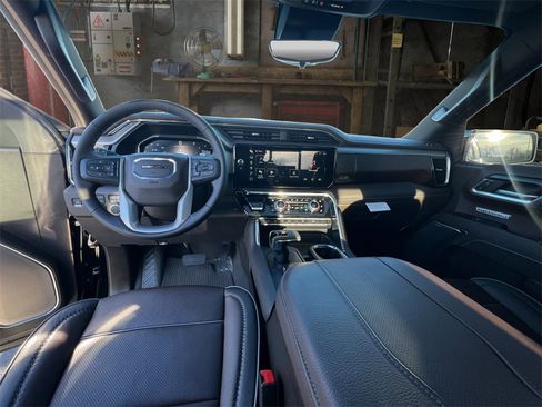 Certified 2025 GMC Sierra 1500 Denali w/ Denali Reserve Package image 21