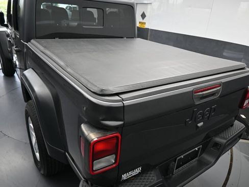 Used 2020 Jeep Gladiator Sport w/ Quick Order Package 24S AWD/4WD image 37