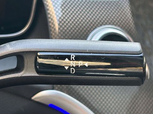 Certified 2025 Mercedes-Benz GLC 300 4MATIC image 31
