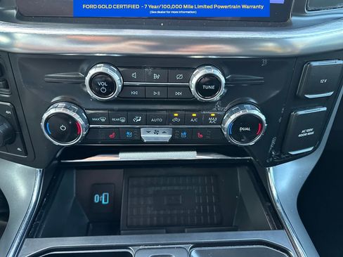 Certified 2022 Ford F150 Lariat w/ Trailer Tow Package image 11