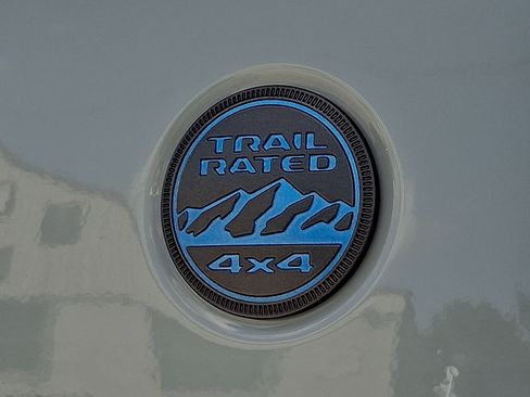 Used 2024 Jeep Wrangler Unlimited w/ Convenience Group AWD/4WD image 31