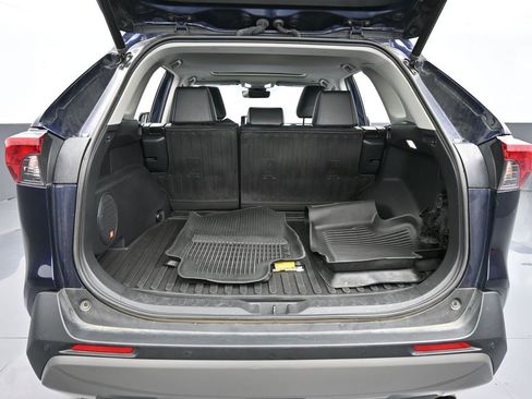 Used 2023 Toyota RAV4 Limited image 16