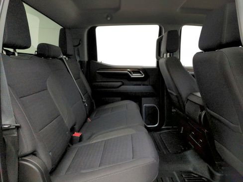 Used 2022 Chevrolet Silverado 1500 LT w/ Work Truck Package AWD/4WD image 26