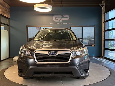 Used 2019 Subaru Forester Premium AWD/4WD image 8
