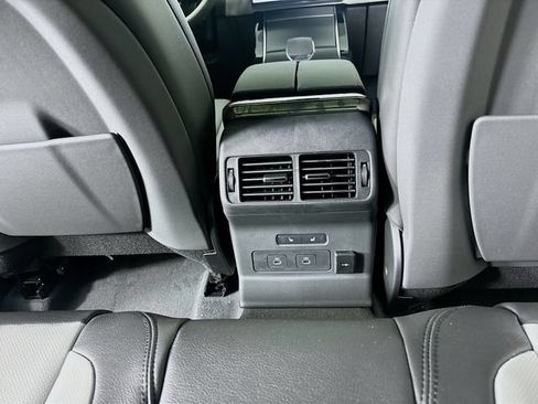 New 2026 Land Rover Range Rover Velar S AWD/4WD image 24