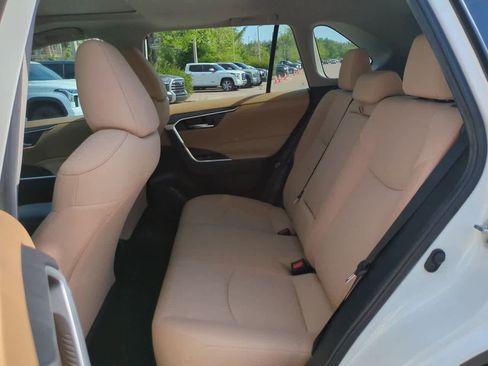 Certified 2022 Toyota RAV4 XLE w/ Convenience Package image 13