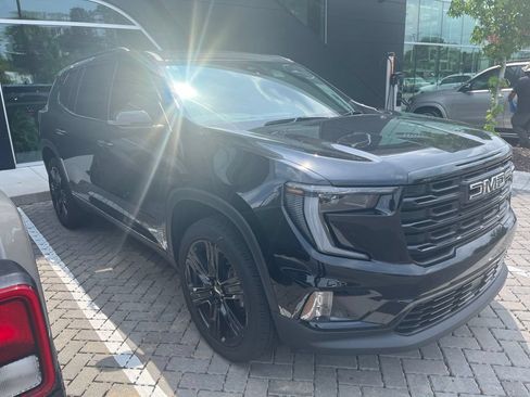 Used 2024 GMC Acadia Elevation w/ Black Edition FWD image 2