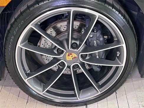 Used 2021 Porsche 911 Carrera image 11