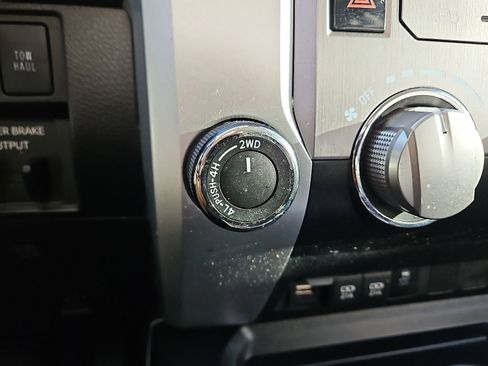 Used 2021 Toyota Tundra SR5 image 14